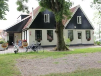 t Wapen van Middelie 3*