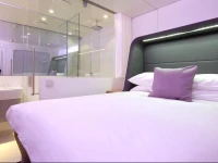 Yotel Schiphol Airport 
