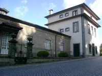 Casa dos Lagos 2*