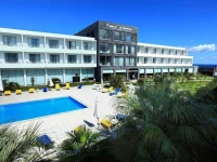 Vale Do Navio Hotel  4*