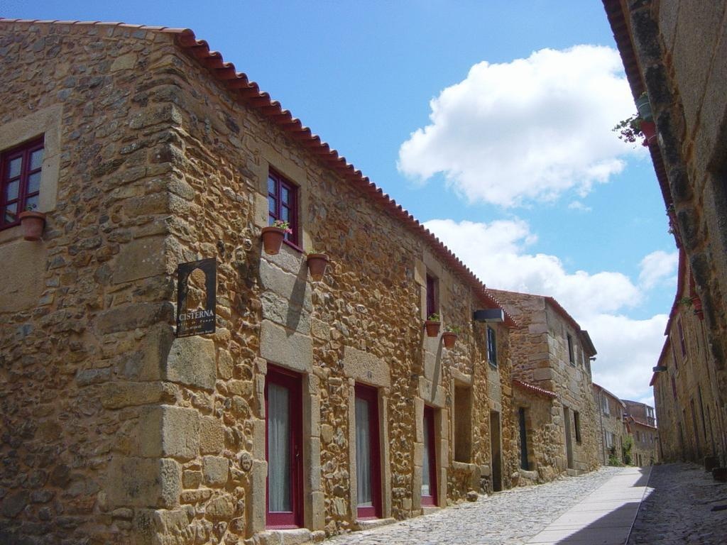 Casa da Cisterna 3*
