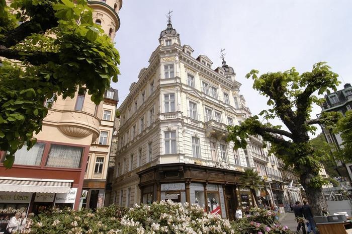EuroAgentur Esplanade I 3*