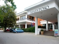 Maestoso 