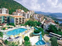 Hotel Club Phellos 3*