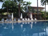 Golden Lighthouse Hotel 