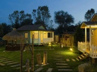 Village Park Resort & Spa 
