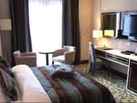 For You Hotel 