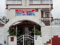 Efua Hotel 