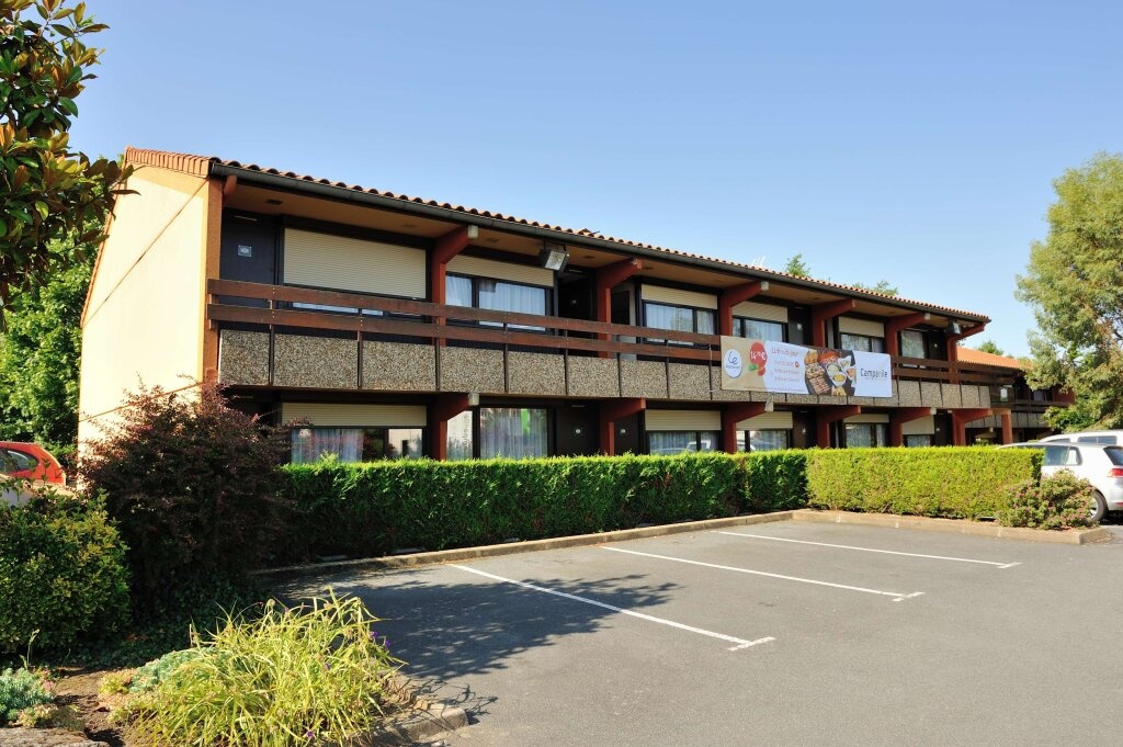 Campanile Cholet 2*