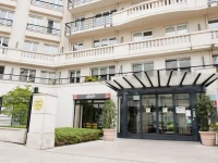 Adagio Porte De Versailles  4*