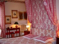 Chateau De Goville 3*