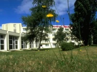 Mercure Paris Sud Les Ulis-Courtaboeuf 4*