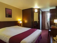 Kyriad Bordeaux Lormont 3*