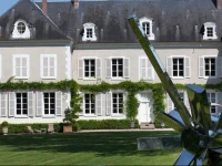 Chateau De La Resle 3*