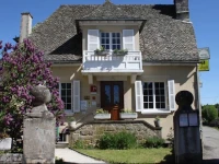 Logis Auberge De Saint Julien Aux Bois 2*