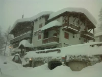Les Seracs 2*