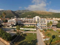 Palas 3*