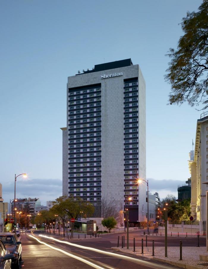 Sheraton Lisboa Hotel and Towers 5*