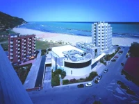 Flaminio 4*