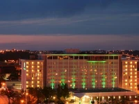 Holiday Inn Sioux Falls-City Centre 3*