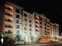 Courtyard Tampa Downtown 3*