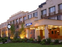 Best Western Carriage House Inn 2*