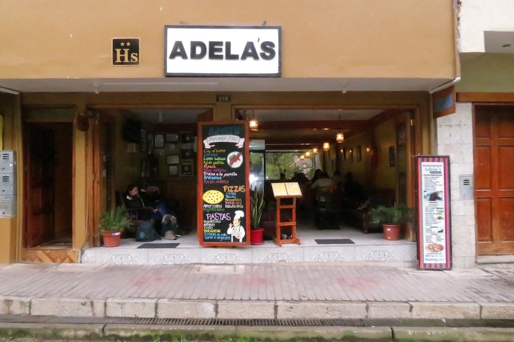 Adelas Hostal 