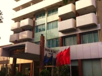 Huu Nghi 4*