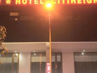Citi Heights 3*