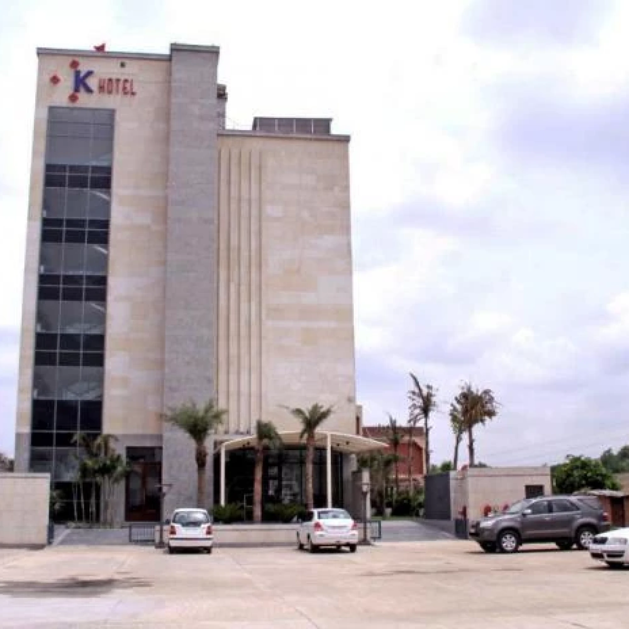 K Hotel 3*