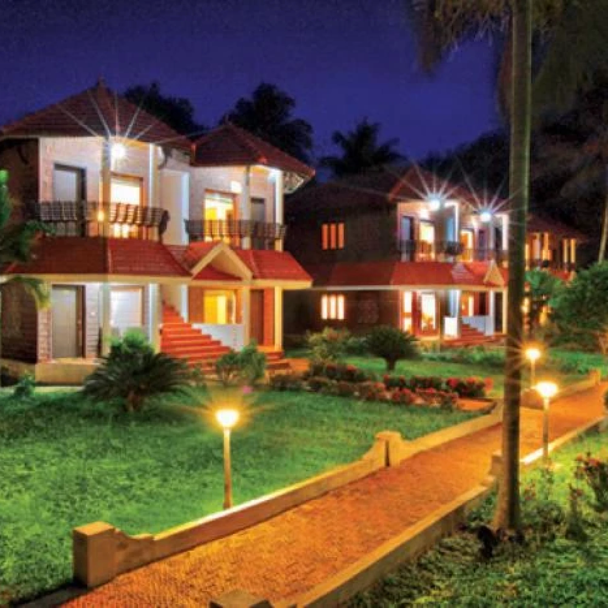 Goldfield Lake Resort 3*