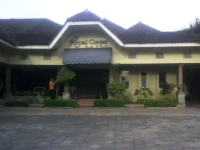 Royal Corner 