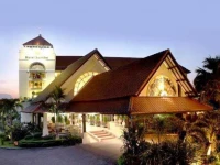 Santika Cirebon 3*
