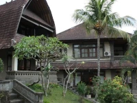 Pande Permai Bungalows 2*