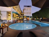 Cakra Kusuma Hotel 3*