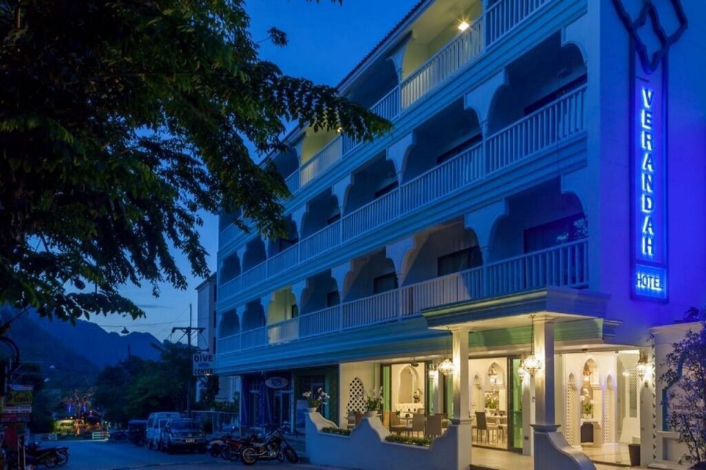 The Verandah 2*