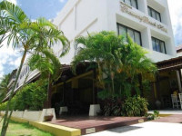 Chaweng Beach Hotel