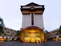 Maninarakorn Hotel 4*