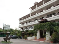 Flora House 3*