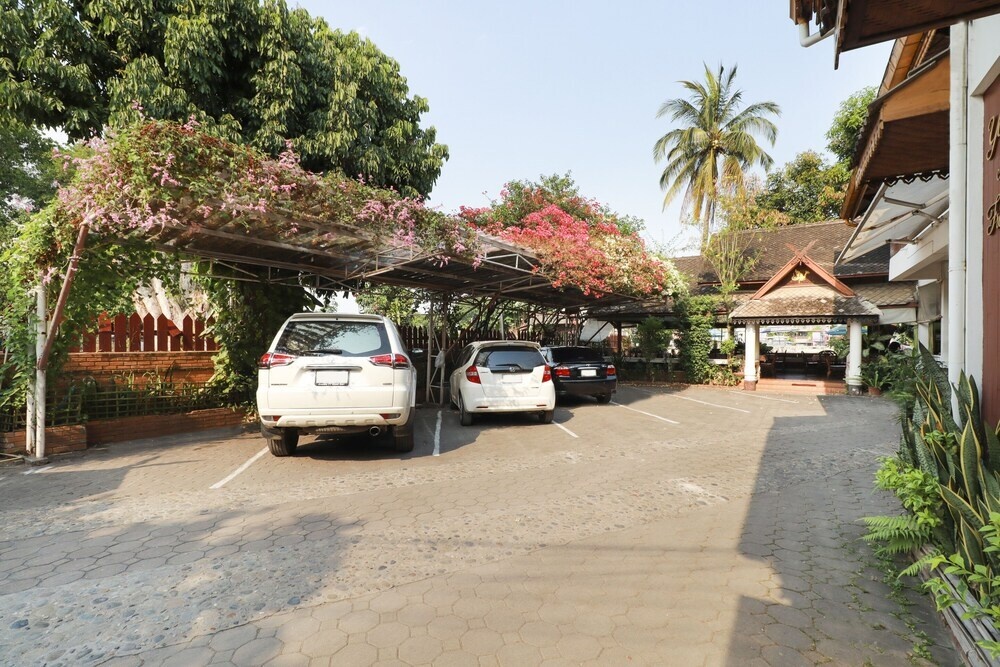 Galare Guest House 2*