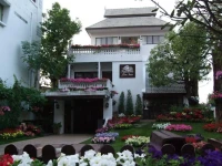 Rachamankha Flora House 2*