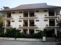 Paddys Palms Resort 2*