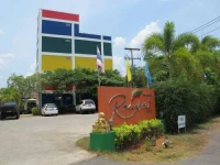 Rainbow Hotel 2*