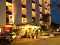 Nawarat Resort & Serviced Apartment 3*