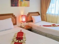 Paradise Resortel 2*