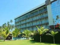 Ocean Queen Hotel  4*