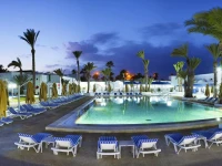 COOEE Hari Beach Club 4*