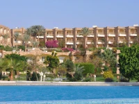 Brayka Bay Reef Resort 