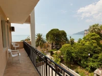 Old Gagra Hotel 