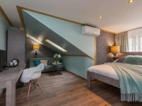 Gorgeous Prague Rooms 4*